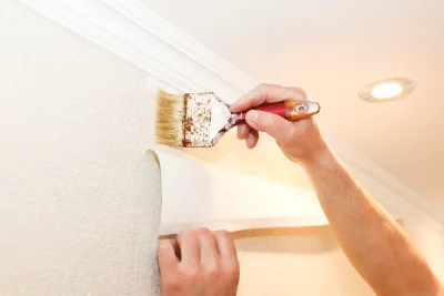 Pose de papier peint à Chambain — revêtements muraux et toiles de verre